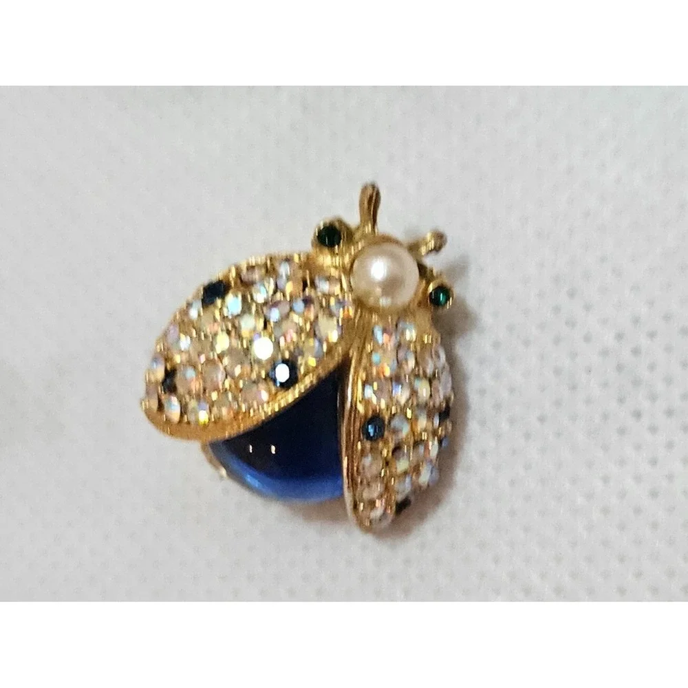Sparkling Ladybug Brooch Pin Rhinestone Pearl Blue‎ Gemstone Gold Tone